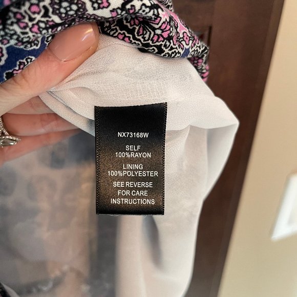 Short sleeved romper - Picture 8 of 8